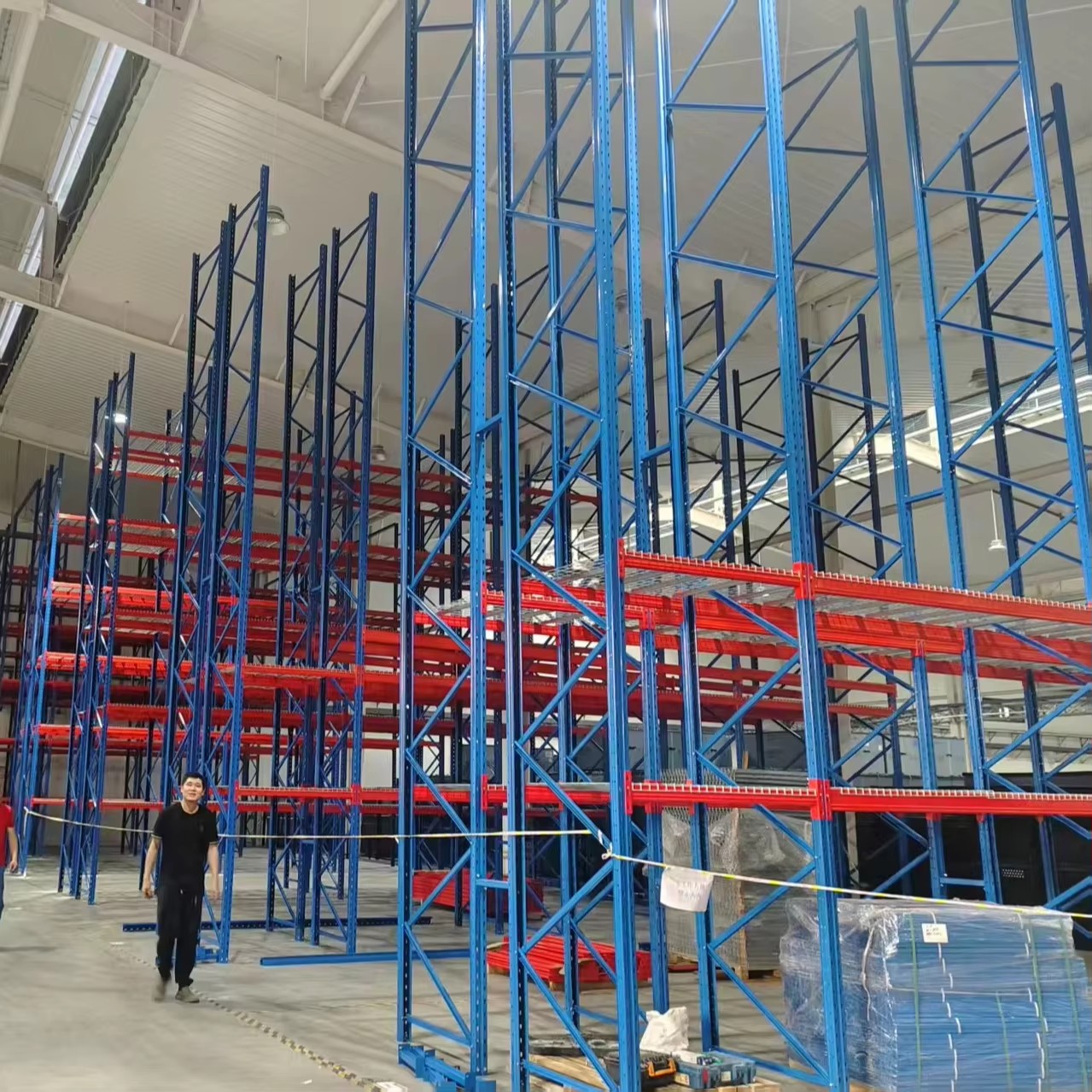 2-5 Tier Wide Aisle Heavy Load Pallet Racking for Automated Warehouse Online Order Fulfillment Hub