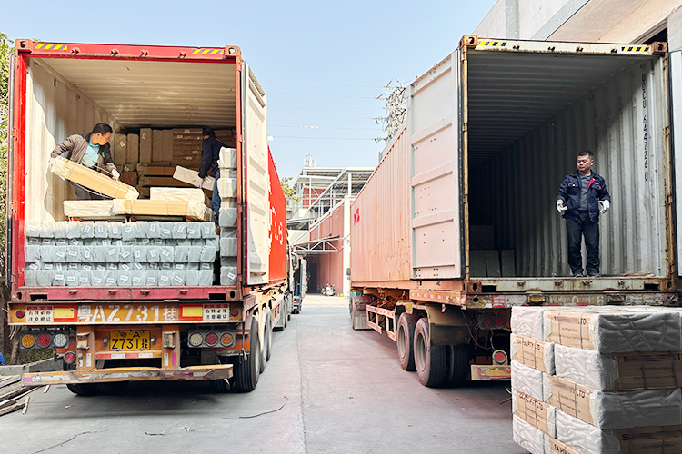 Delivery Loading 1