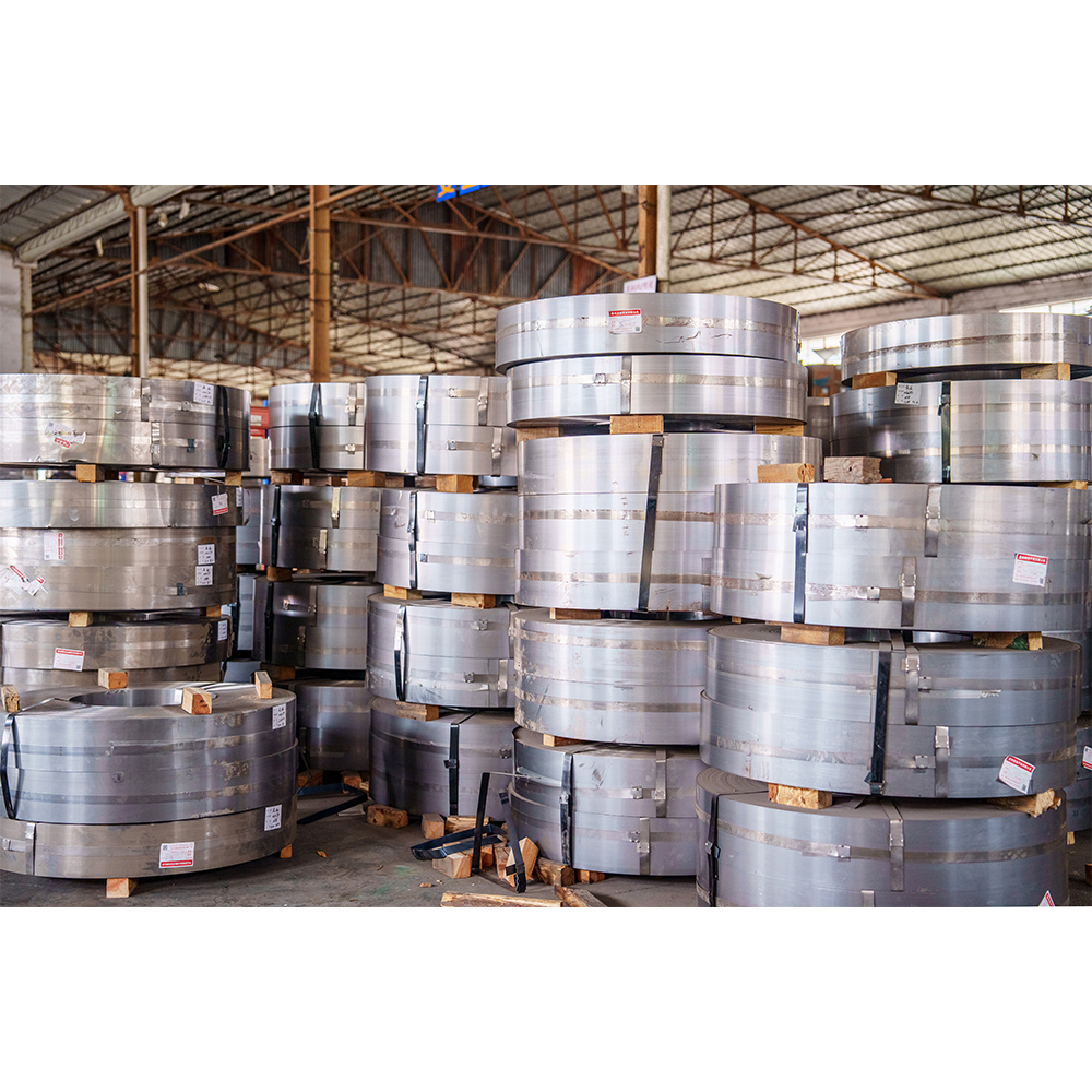 Warehouse pallet rack component
