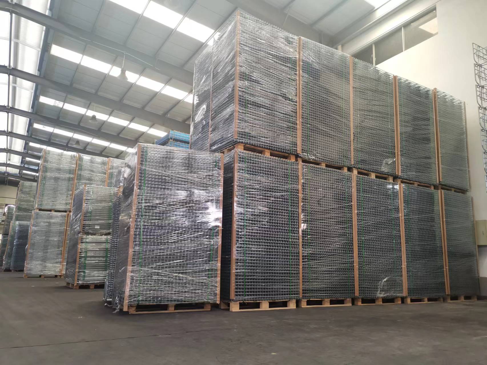 Logistics and Container Loading 1