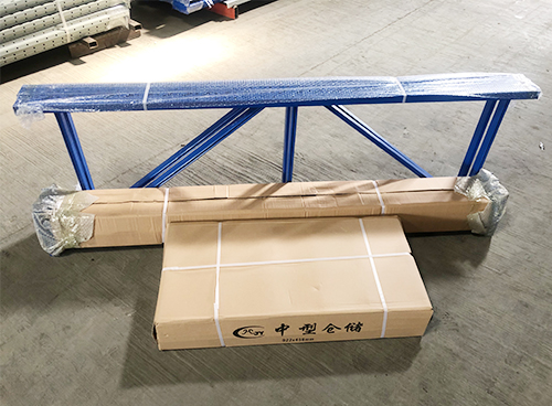 Shelving flat packed packaging
