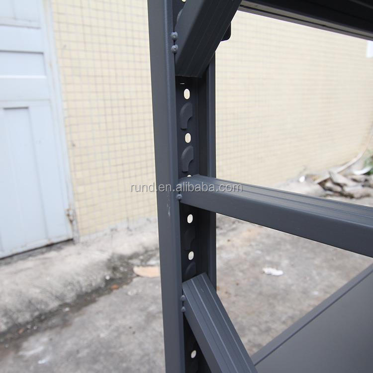 Detail Feature 1
