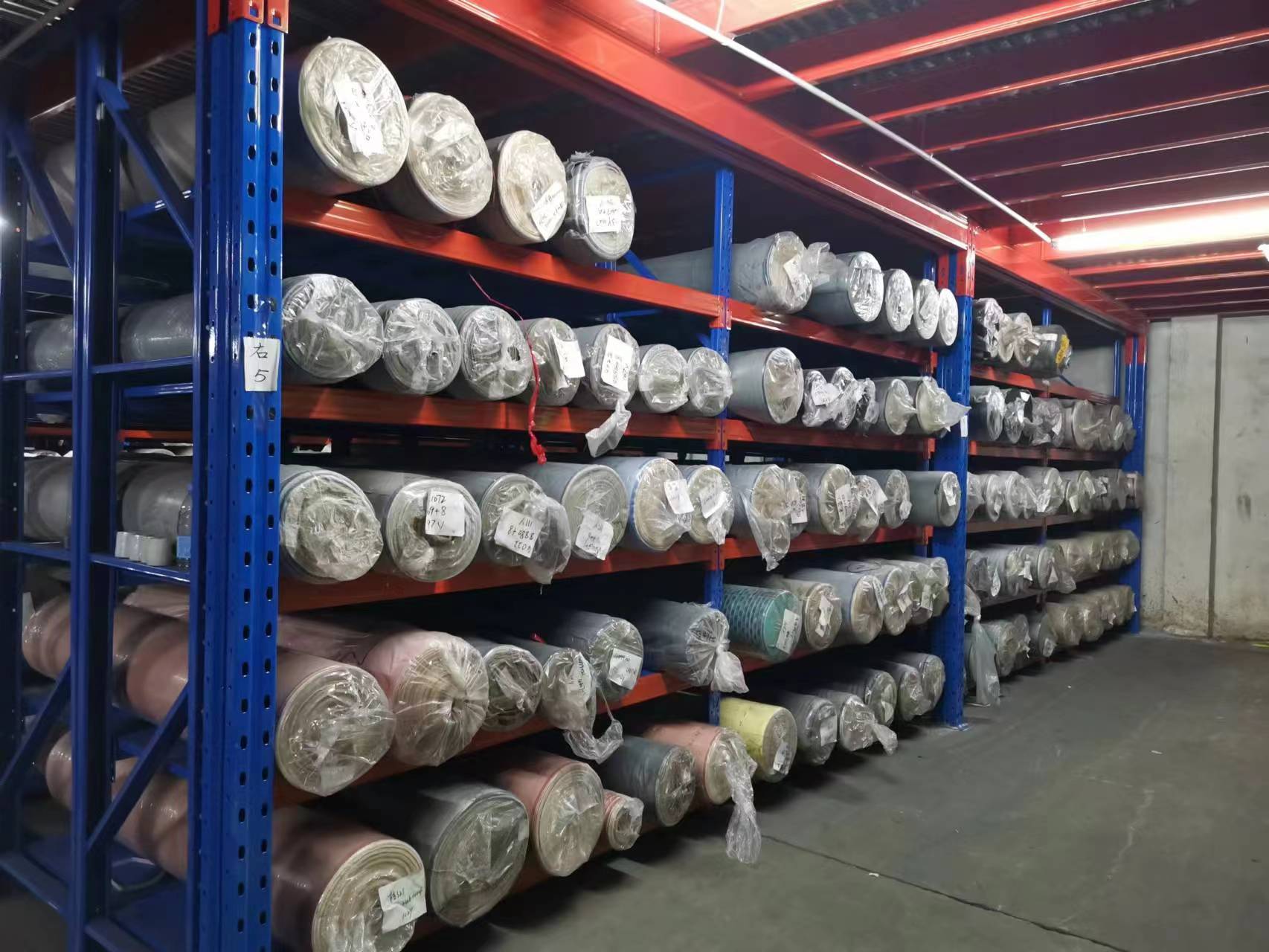 Steel Boltless Heavy Duty Rack System with Corrosion Protection for Warehouse Storage