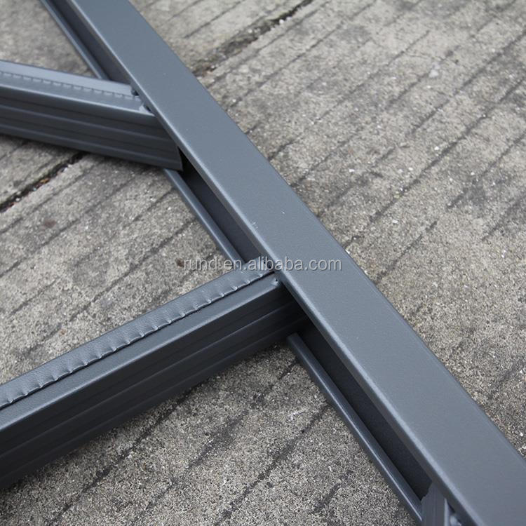 Detail Feature 4