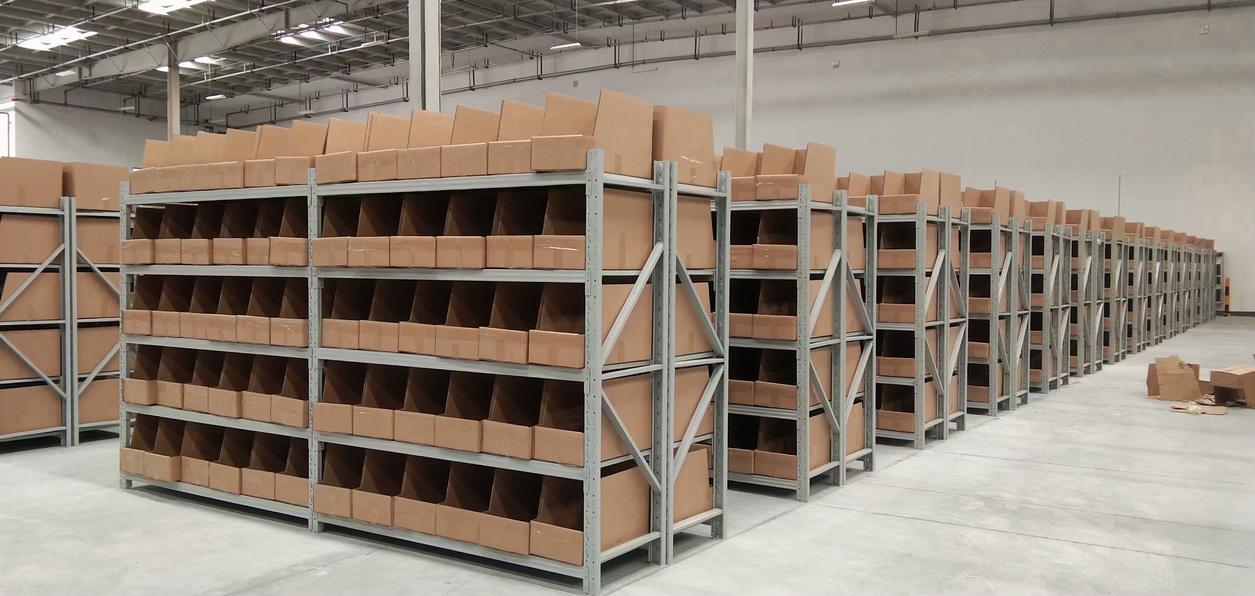 Stock Available Medium-sized Shelves Shelf Boltless Racking Shelves Steel Storage Shelving Unit Multi-level Metal Storage Rack