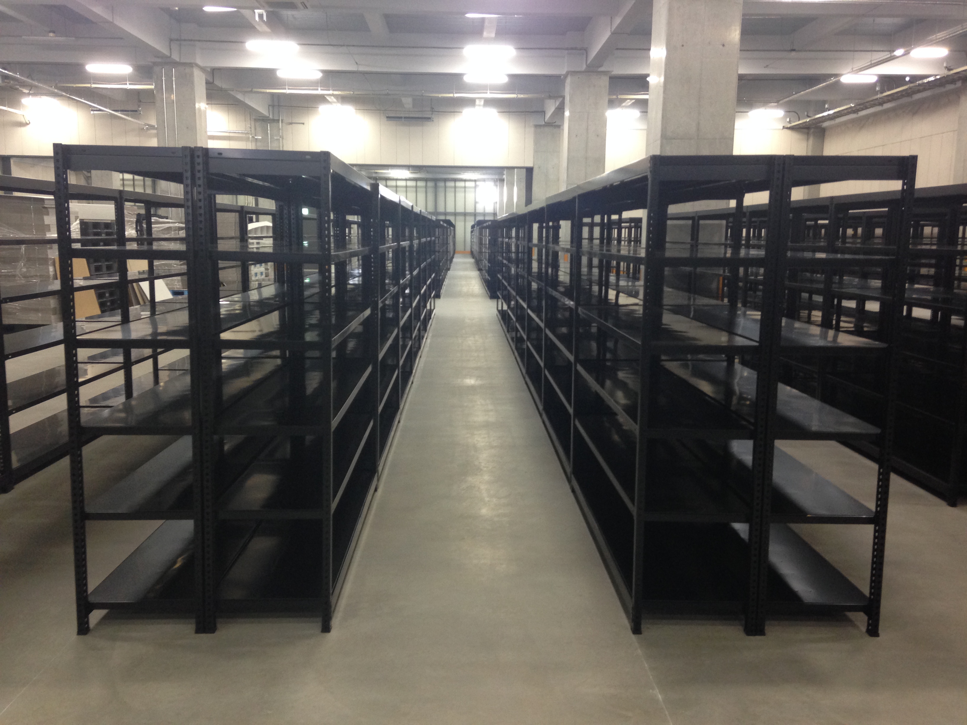 Factory Price Customized Medium-Duty Rack Warehouse Steel Metal Rack Shelf