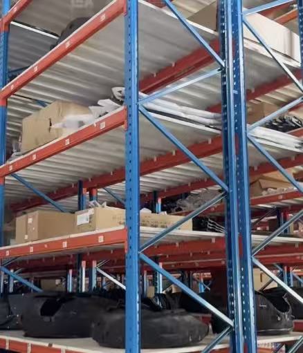 Very Narrow Aisle Pallet Racking VNA Rack Heavy Duty Warehouse Storage Racking System Customized