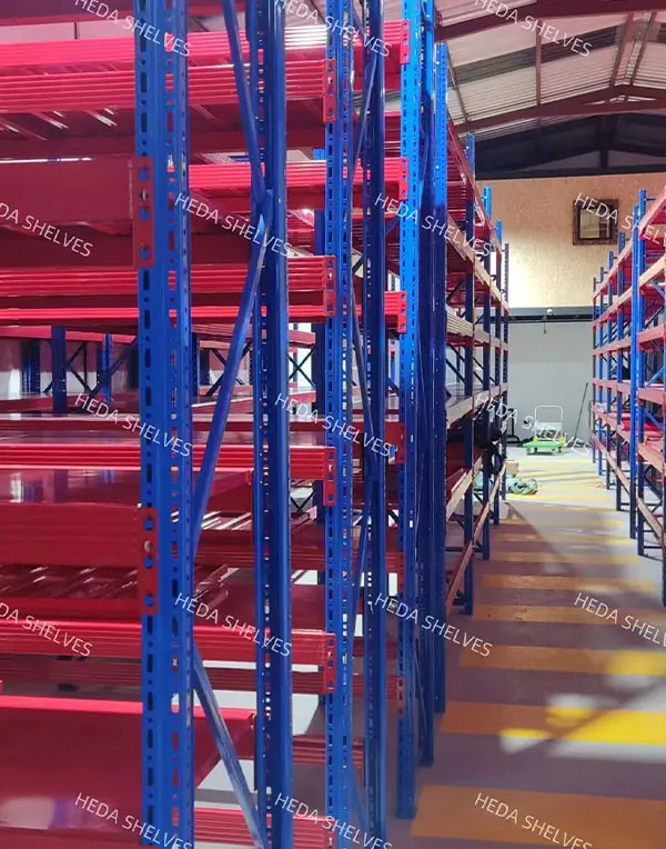 Medium duty shelving system for general storage