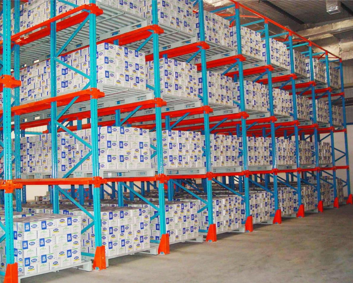 China Factory Wholesale 5-Layer Metal Pallet Racking System Steel Drive-in Racks with Corrosion Protection for Warehouse Storage