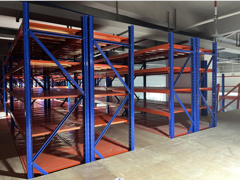 Storage heavy shelves / medium shelves
