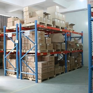 Heavy Duty Rack Pallet Racking System Shelving Bolt Structure