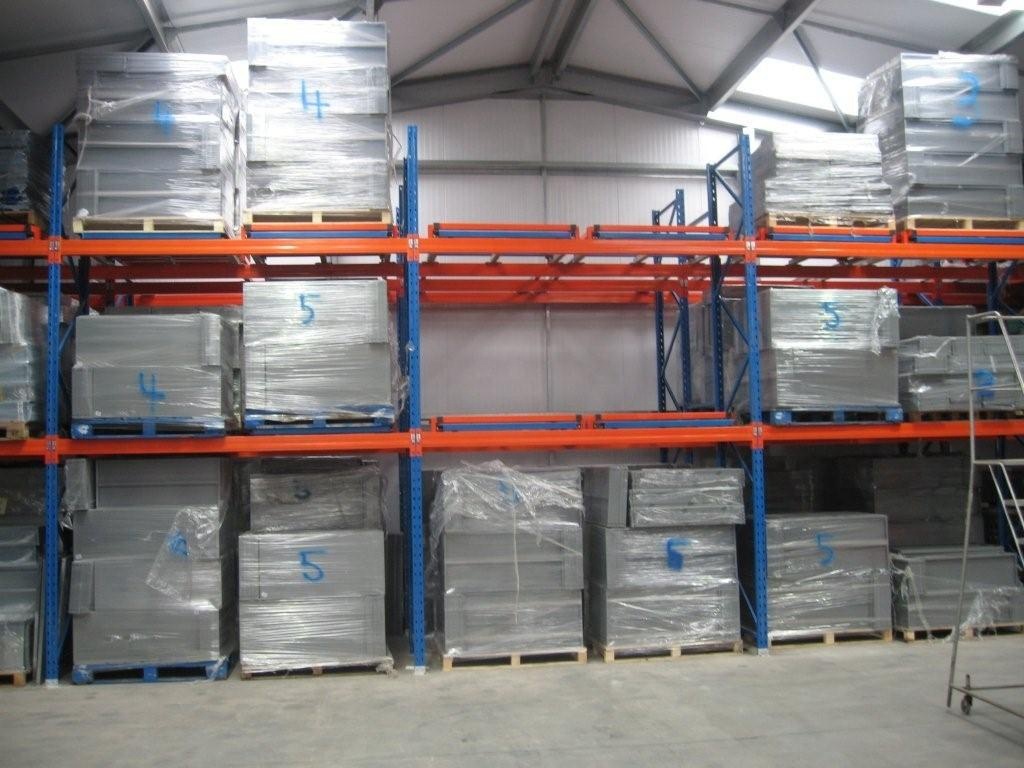 Push Back Racking Detail 2