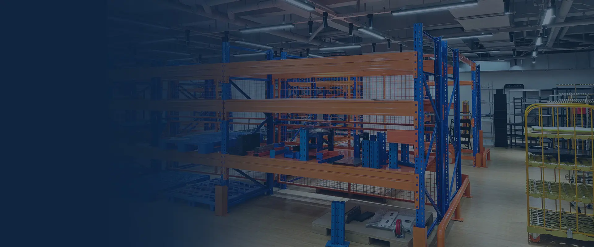 HEDA Shelves factory and installation videos