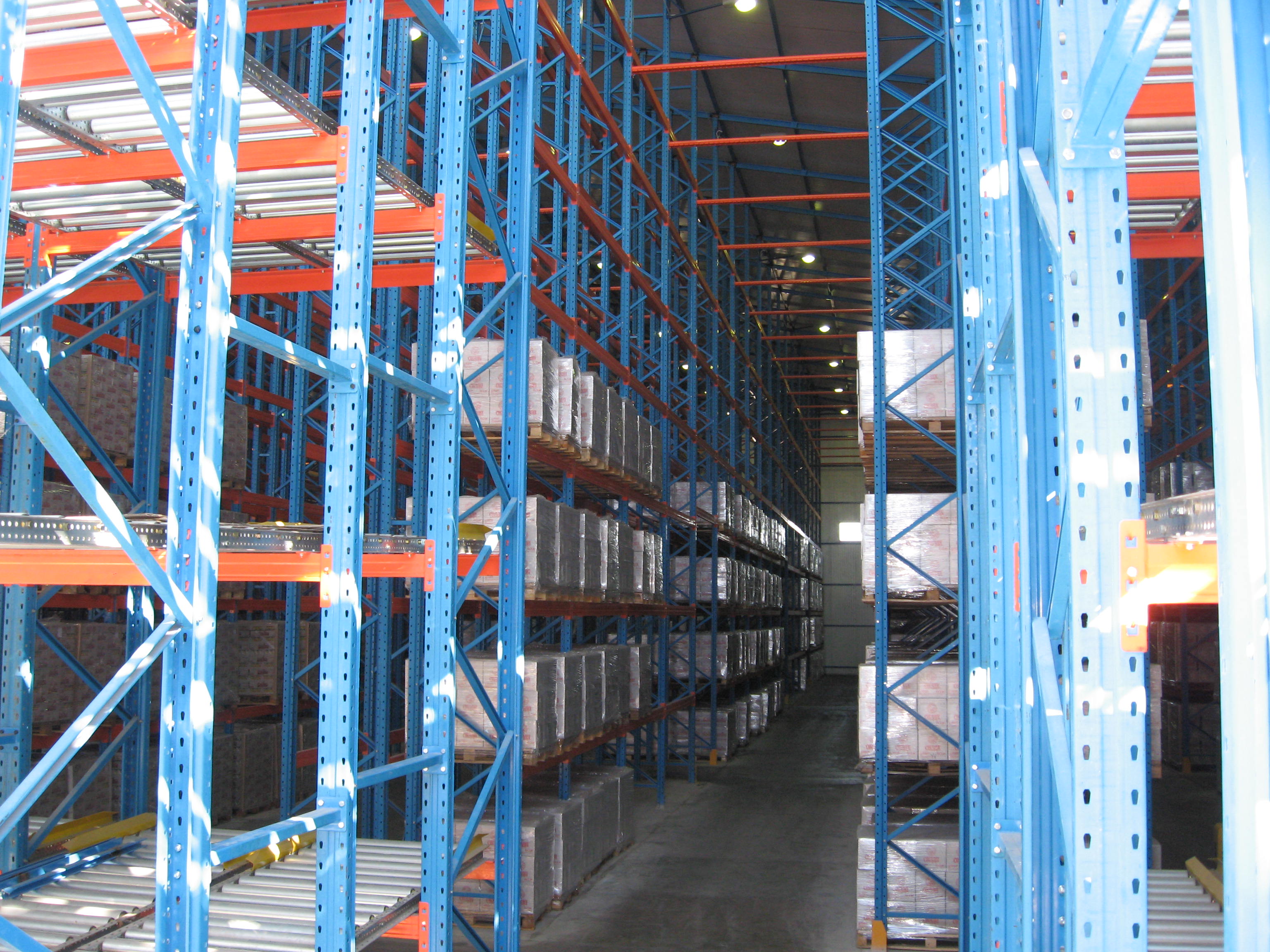 Pallet Flow Rail Gravity Racking Pallet Flow Racks FlFO Storage Rack Gravity Live Rack for Industrial Warehouse