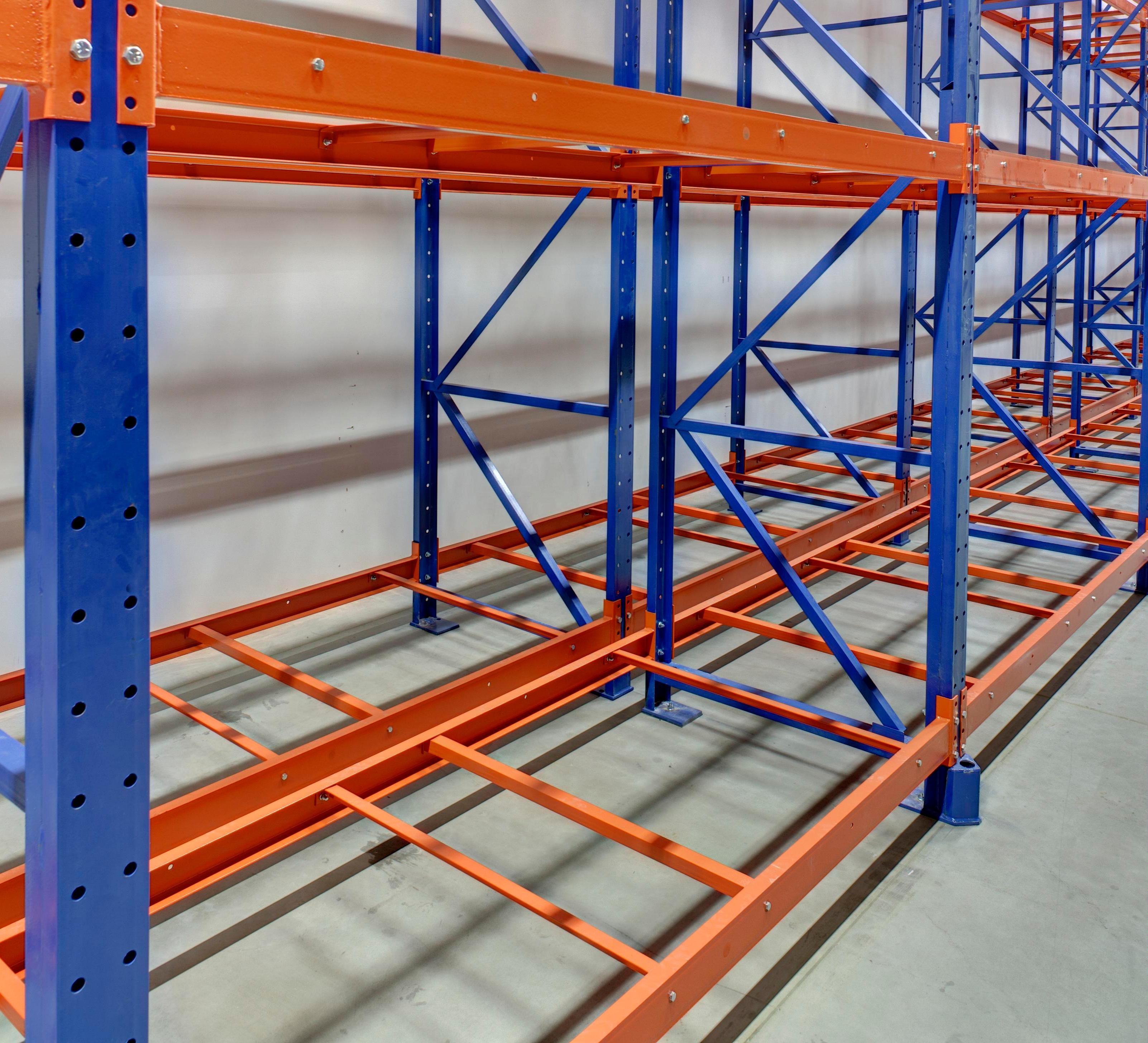 Warehouse High Density Metal Steel Pallet Rack Customize Double Deep Racking System